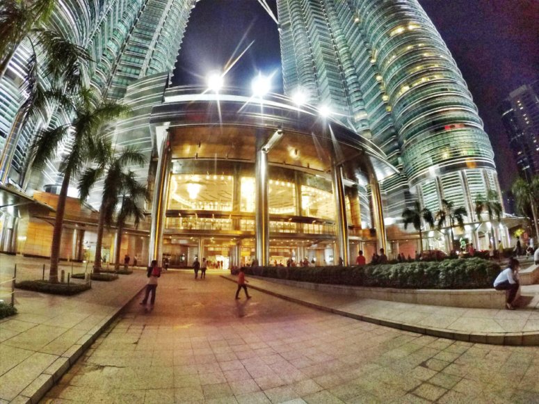 Malaysia Kuala Lumpur Malaysian Philharmonic Orchestra Maurice Steger Conductor and Recorder Bach The Brandenburg Concertos II and IV Handel Almira Sammartini Raymond Ong Effye Ang Media