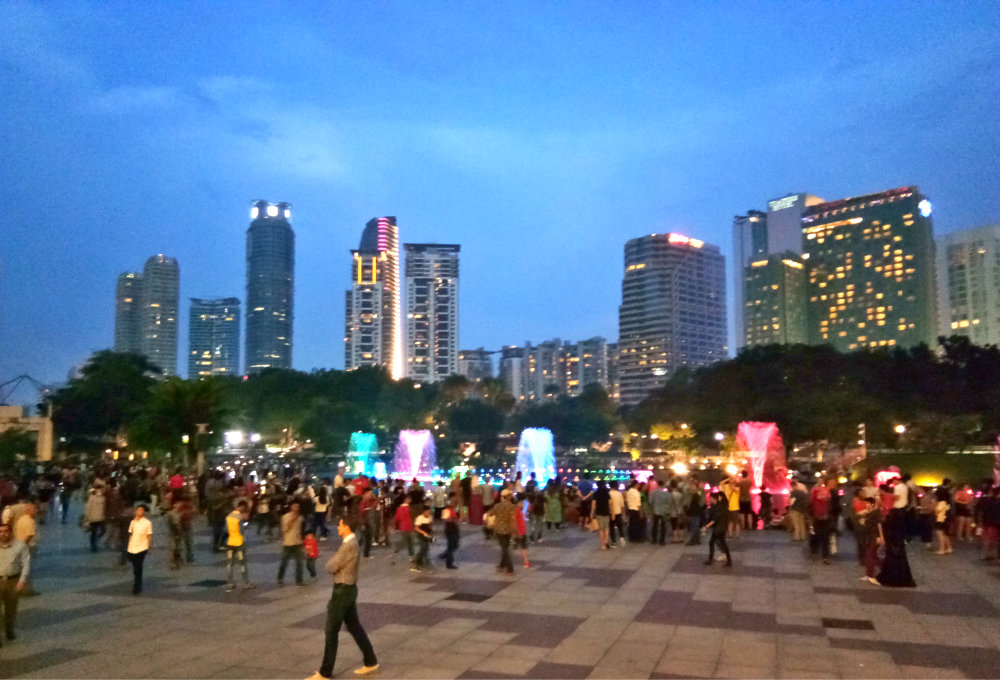 Malaysia Kuala Lumpur Malaysian Philharmonic Orchestra Maurice Steger Conductor and Recorder Bach The Brandenburg Concertos II and IV Handel Almira Sammartini Raymond Ong Effye Ang Media