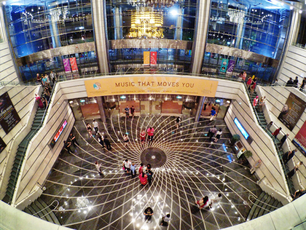 Malaysia Kuala Lumpur Malaysian Philharmonic Orchestra Maurice Steger Conductor and Recorder Bach The Brandenburg Concertos II and IV Handel Almira Sammartini Raymond Ong Effye Ang Media