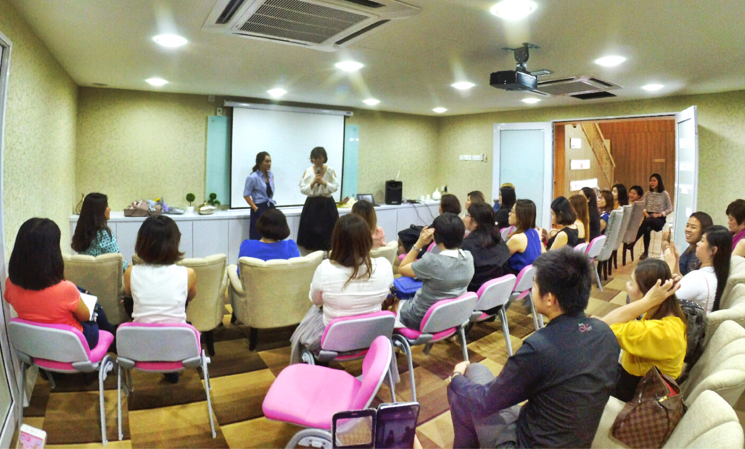 Malaysia Johor Johor Bahru Jess Mok Women Talk 女人行 Datin Sri Dato Cynthia Kathy Teng Beaute Mori Joan Cheong Rongen 張柔恩老師 Raymond Ong Effye Ang Joey Kher A10 Web Delopmen