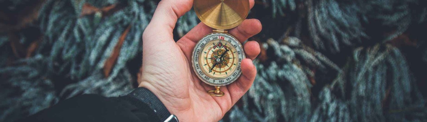 可能你在打工、可能你在为别人服务，但很重要的一件事 #是，那时间 #是你的，是一段段 #不可能再重复 的属于你人生的时间。 你我要为每一段时间留下什么重要的人生记录？！你我到底为每一段时间有什么计划？！